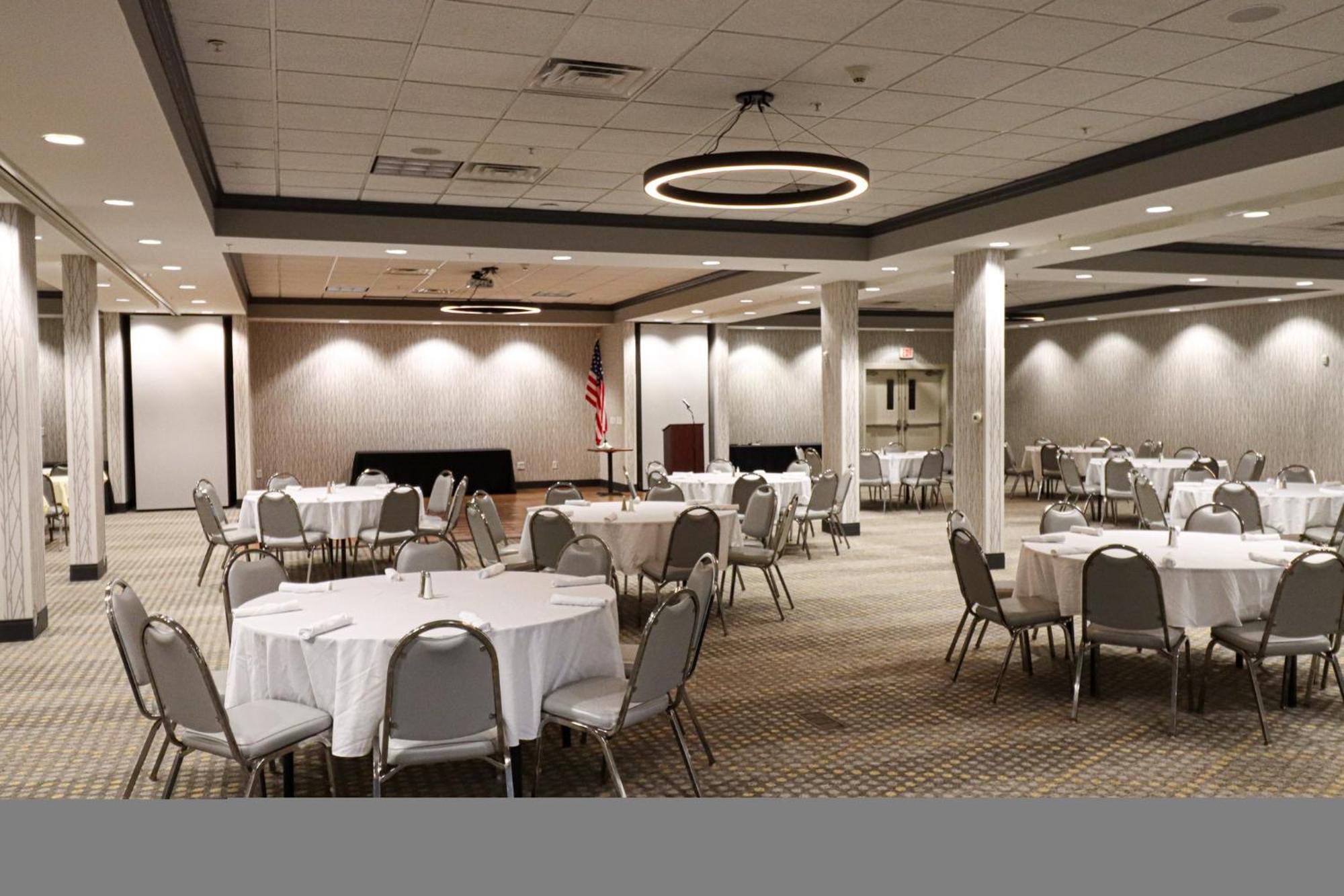 Holiday Inn Quincy By Ihg Kültér fotó