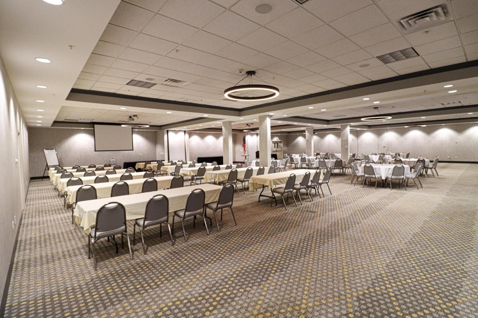 Holiday Inn Quincy By Ihg Kültér fotó